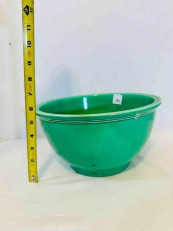 Fiesta Green Large Mixing Bowl 10.5" large crack