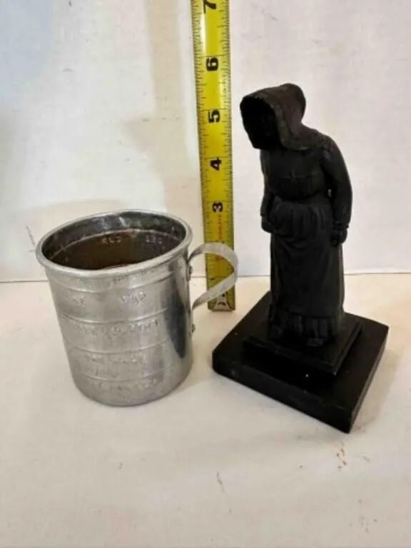 Pioneer woman Metal Statue, Metal Measuring cup