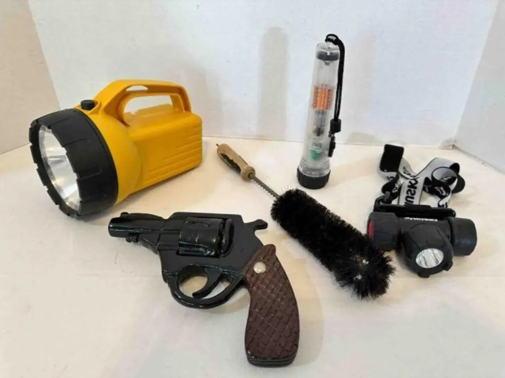 2 Flashlights, Husky Head lamp-powers on, brush