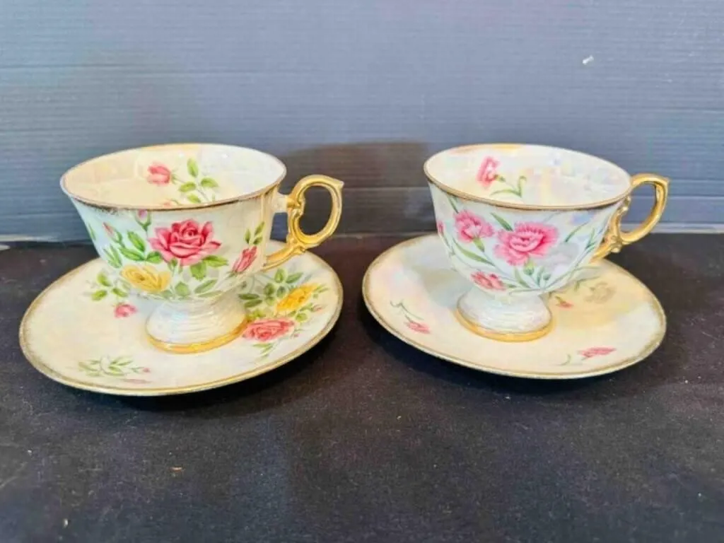 January carnation & June Rose Cups & Saucers Sets