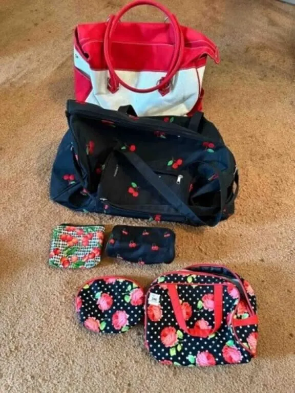 6 Totes Duffle Bags, Cosmetic Bags Cherry Theme