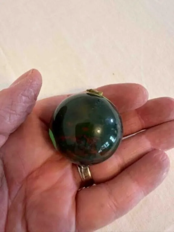 Large Marble Polished Quartz? 1.5 approximately
