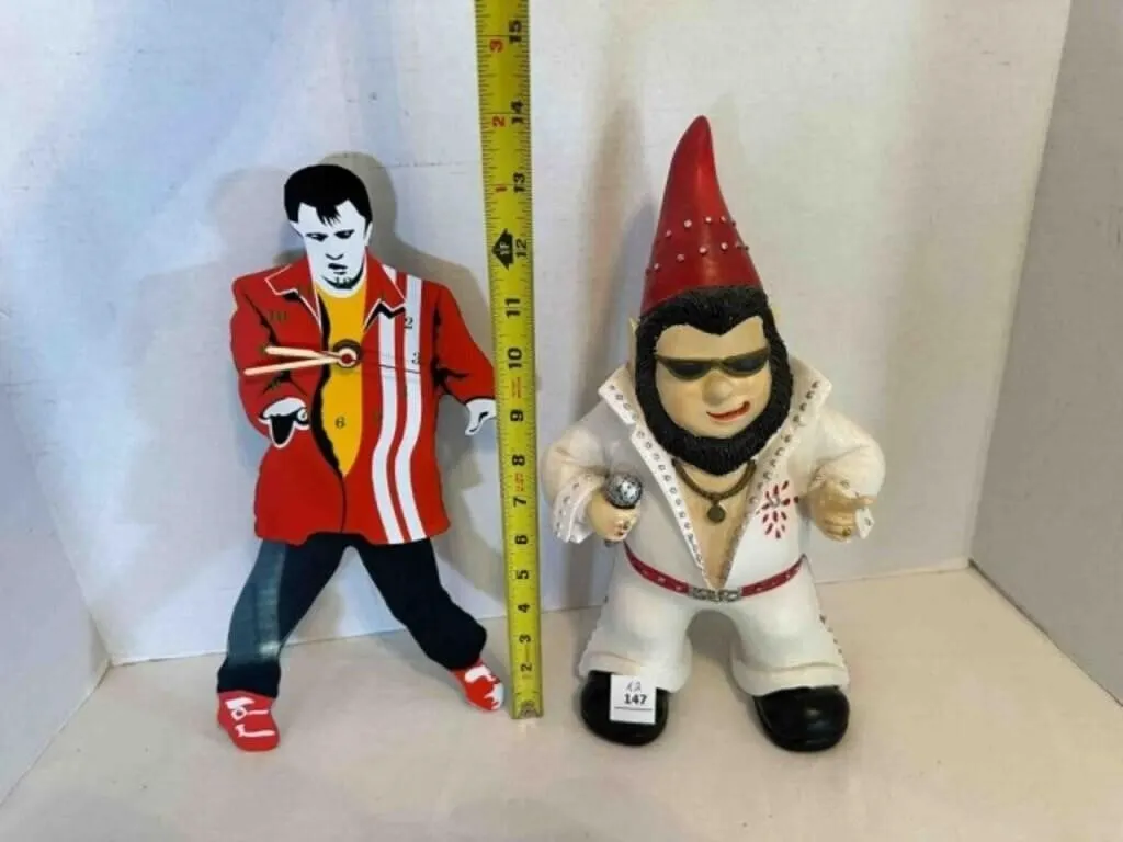 Elvis Gnome Hard Plastic, Elvis tick Tock clock
