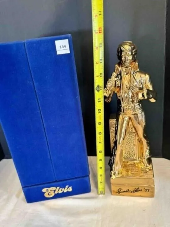 Elvis McCormick Bourbon Whiskey Bottle in box 1977