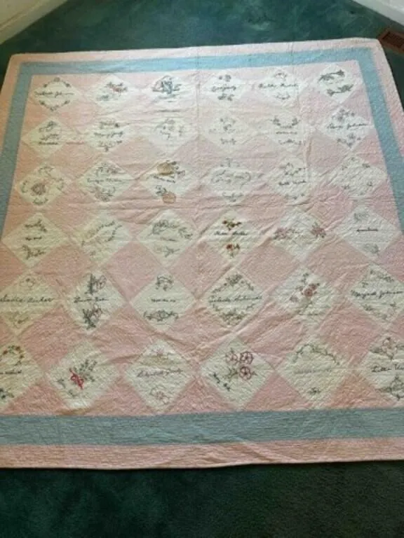 Friendship Quilt 80"x82" hand quilted Machine piec