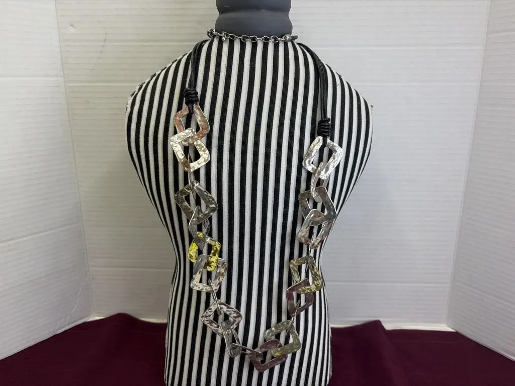Sliver square Necklace