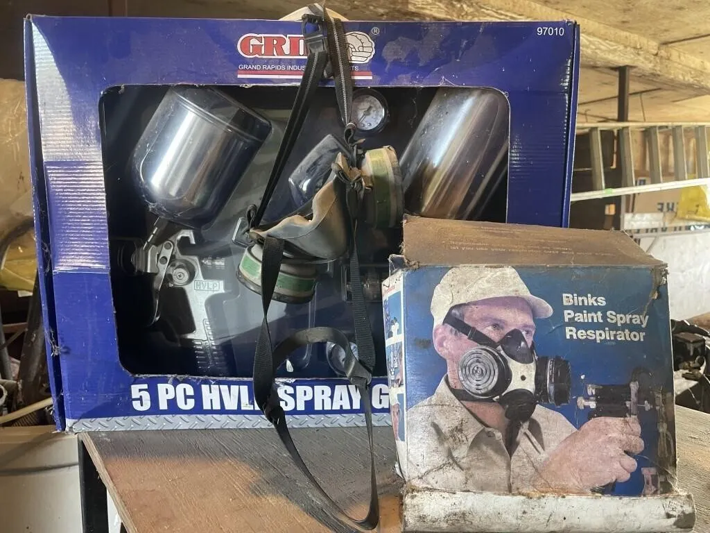 GRIP HVLP Spray Gun Set with two used paint spray