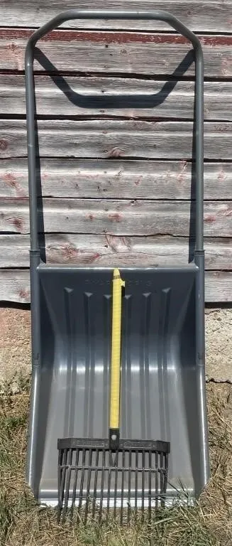 Snow scoop and a stall fork that needs a new