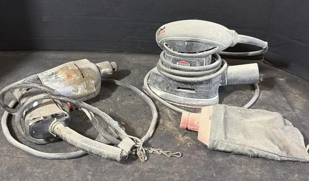 Black & Decker 1/4" Drill and Jobmate Sander