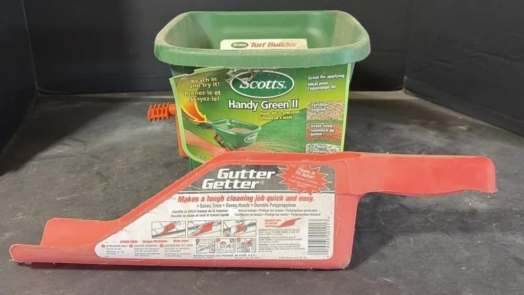 Scott�s Handy Spreader and Gutter Getter