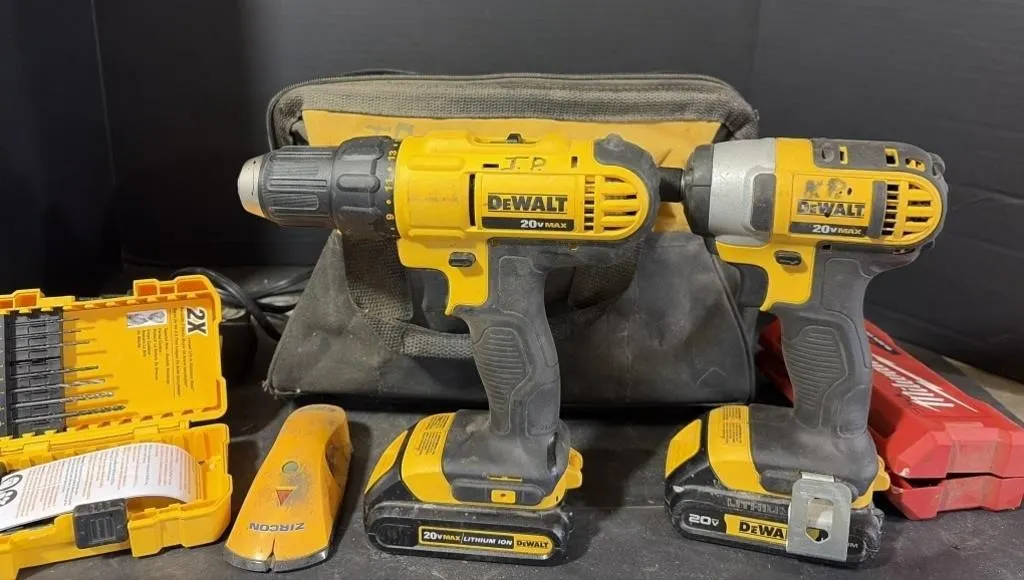 Dewalt Drills with Battery and charger