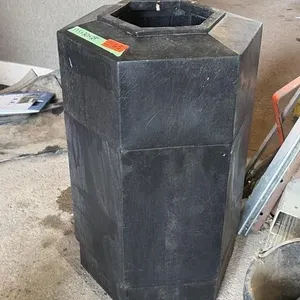 Garbage can