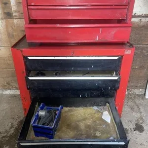 Three-drawer mid-chest toolbox and rolling lower