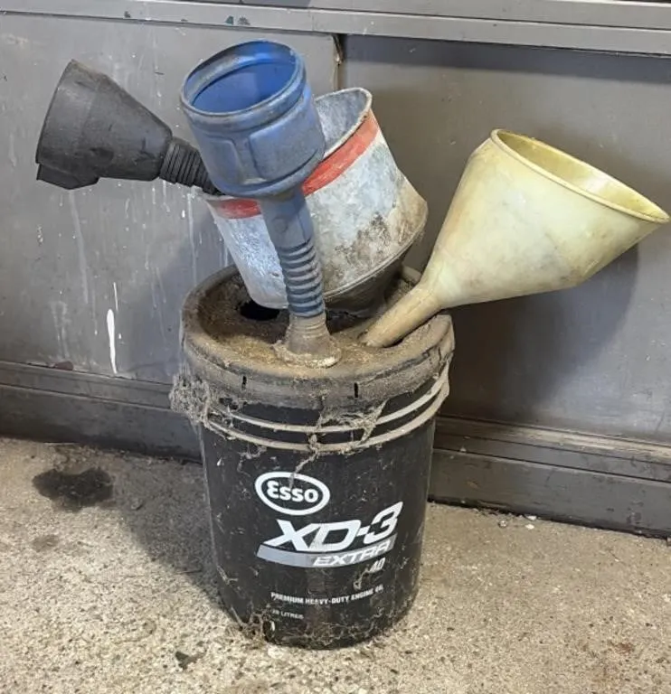 Partial Bucket of Esso XD-3 Extra Engine Oil &