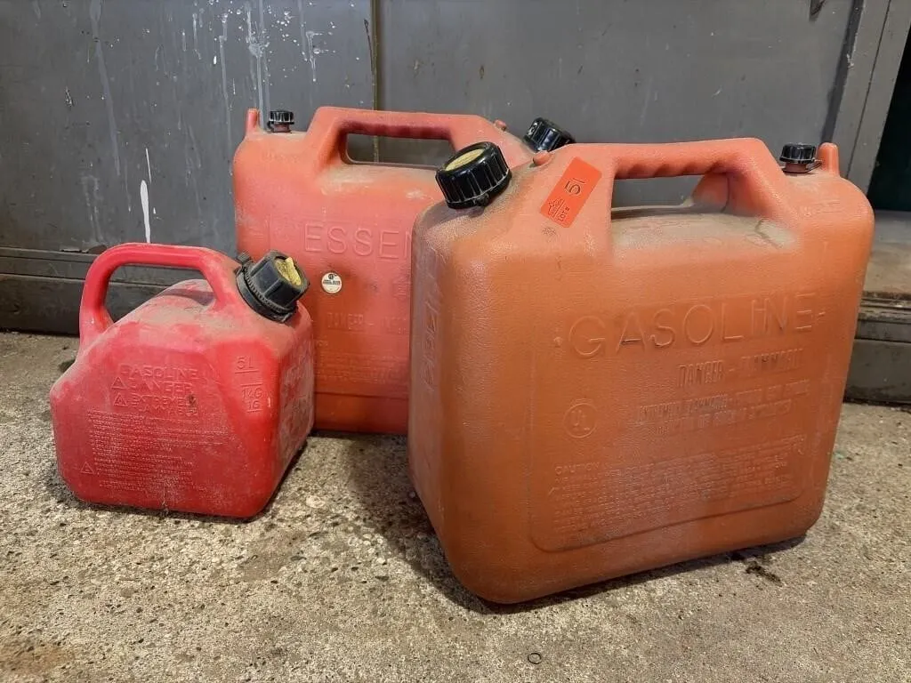 3 Gas Cans