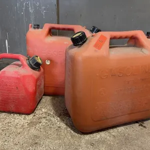 3 Gas Cans