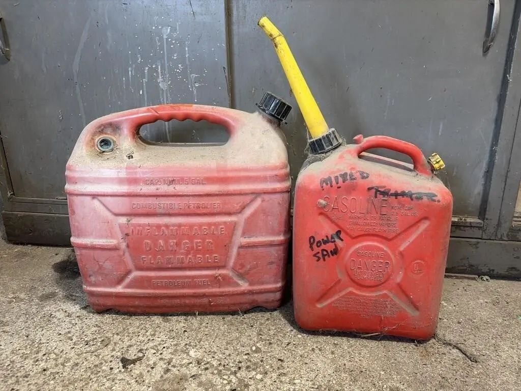 2 Gas Cans