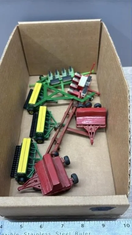 Asst. 1:64 Tractor Accessories.