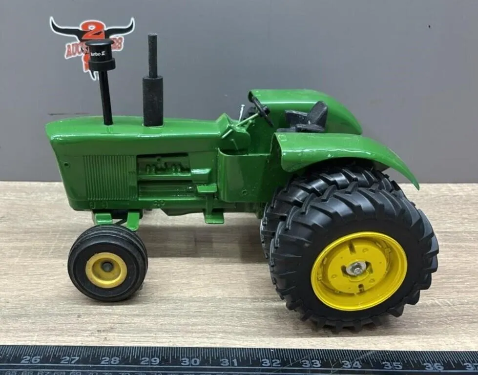 Repainted ERTL 1:16 John Deere 5010 Die Cast
