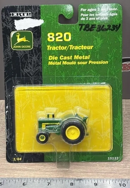 ERTL 1:64 John Deere 820 Die Cast Tractor.
