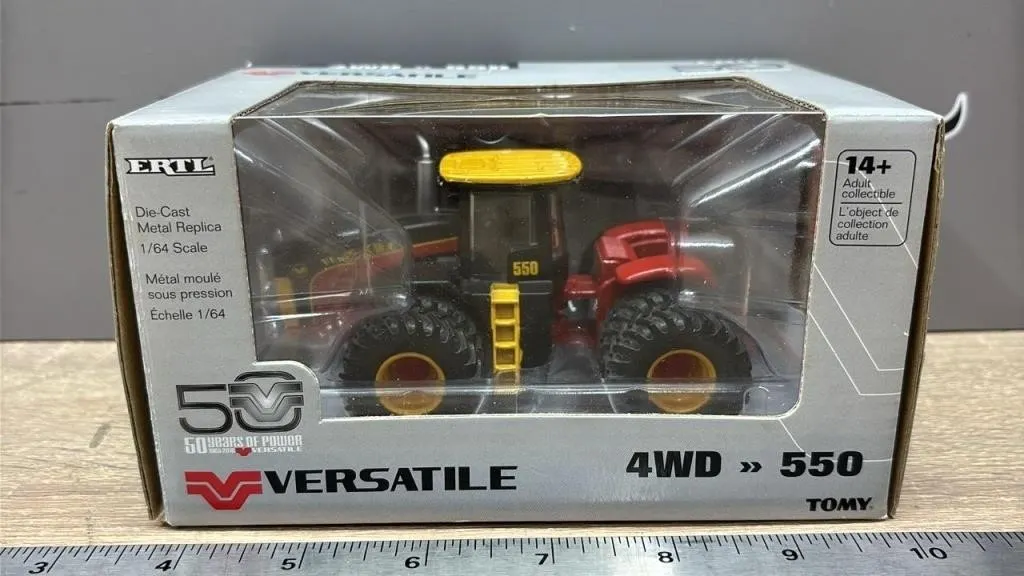 ERTL 1:64 Versatile 550 Die Cast Tractor.