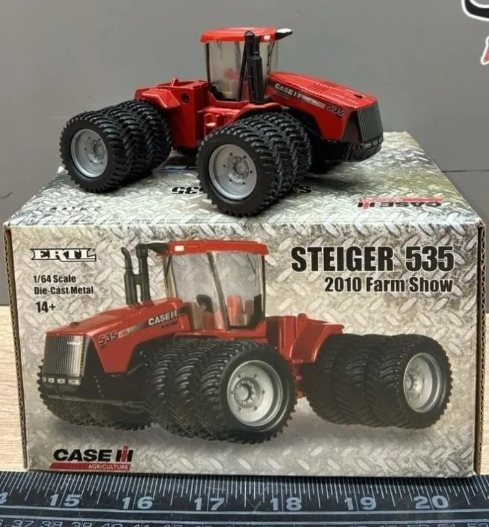 1:64 ERTL CASE Steiger 535 Tractor. 2010 Farm