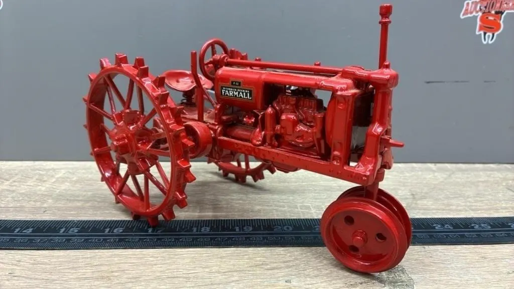 1:16 Scale Models Farmall F-12 Tractor.