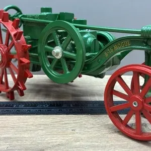 1:16 Scale Models Heritage Collection 8-16 Mogul