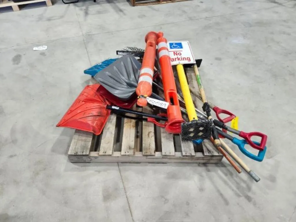 Qty Of Yard Tool(s)