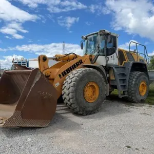 2011 Liebherr L586 2 Plus 2 Wheel Loader VATZ0461J