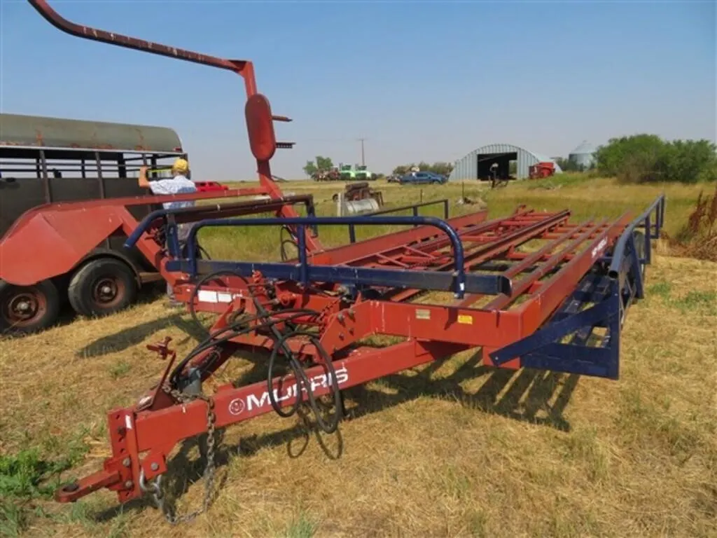 Morris Hayhiker 881 Round Bale Picker