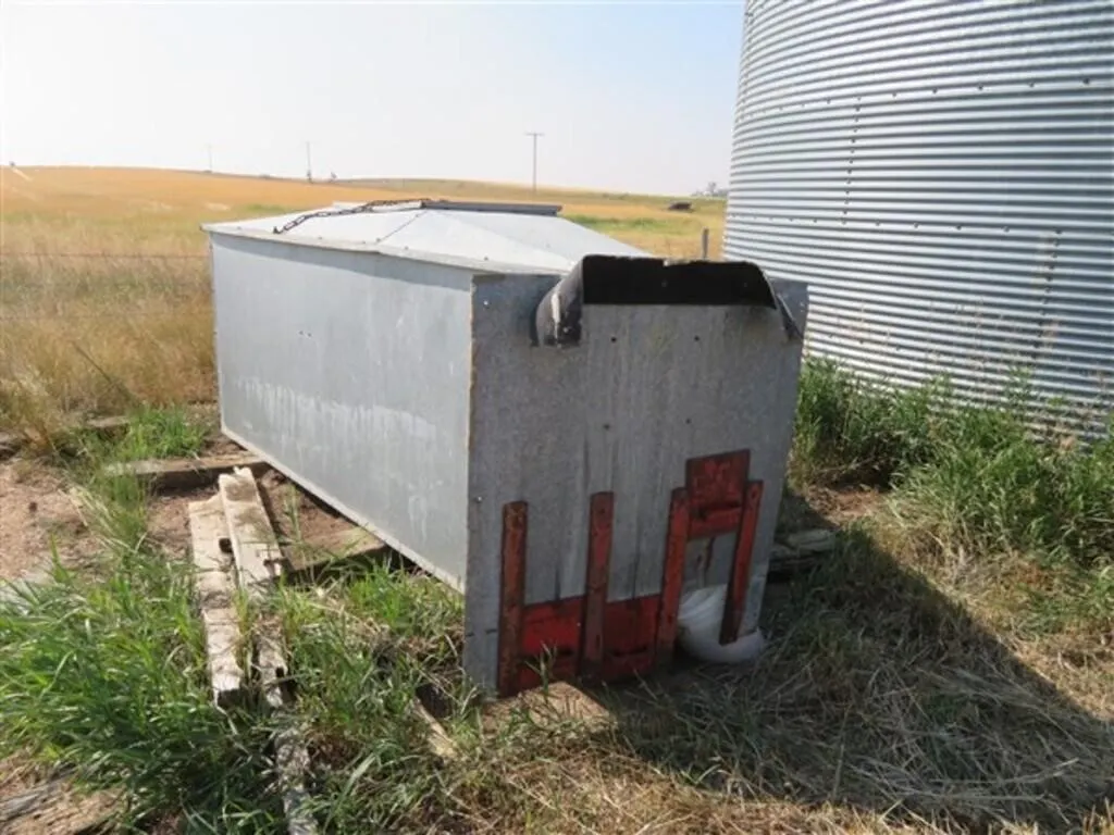 Slide In Fertilizer Tank for Truck Box