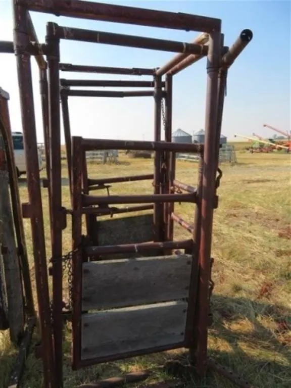 Palpation Cage
