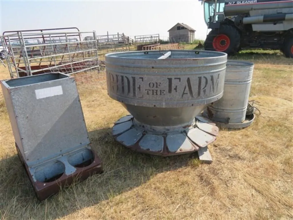 3 Hog Feeders
