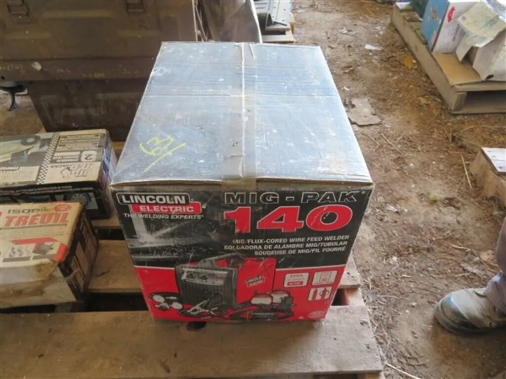 Lincoln 140 amp Mig Welder (Unused)