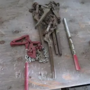 Chain Boomers * Tool Box