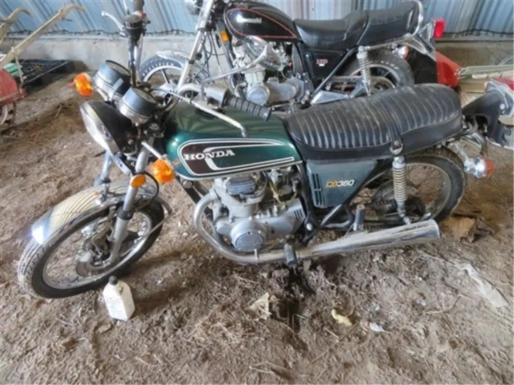 Honda CB360 Motorcycle (runs)