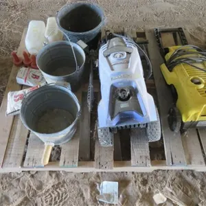 Sucking Pails * Milk Replacer * Rubber Pail