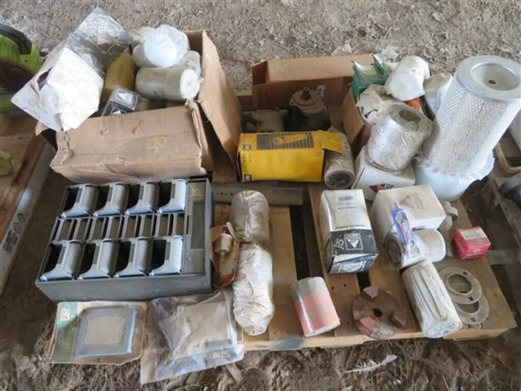 Filters * Hyd. Pump * Parts Bin
