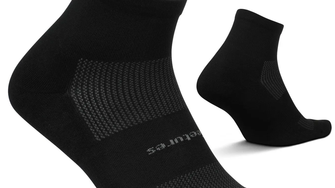 Feetures Max Cushion Quarter Athletic Socks...
