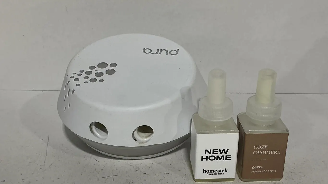 Pura Smart Fragrance Diffuser Bundle White