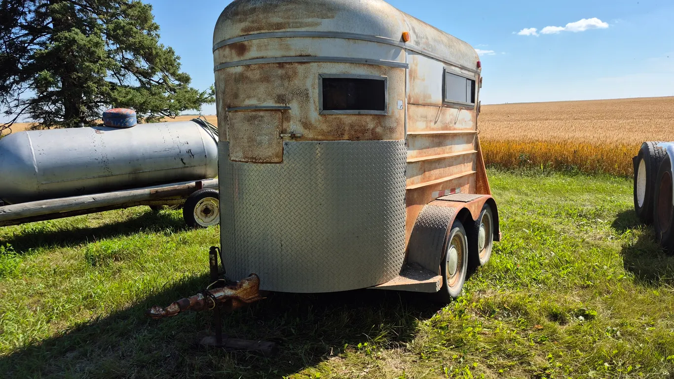 CATTLE TRAILER