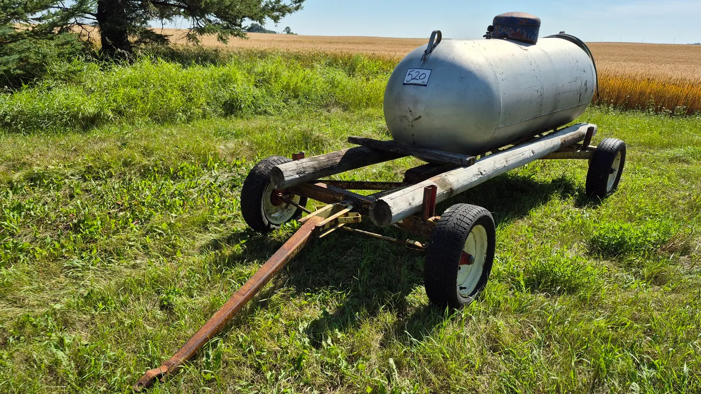 NH3 TANK & TRAILER