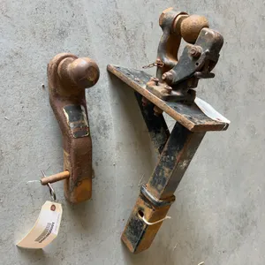 Two trailer hitch Pintle and ball