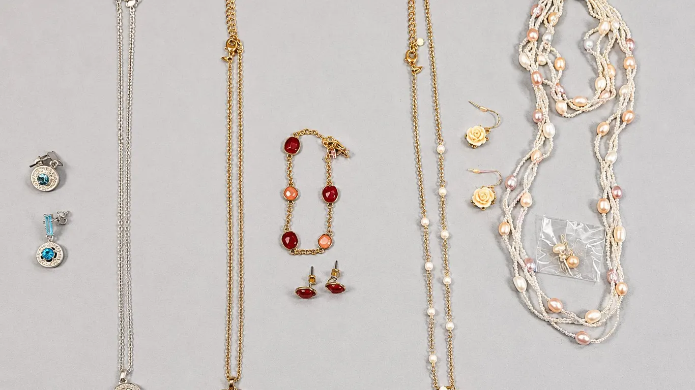 Mixed Lot of Fashion Jewelry sets