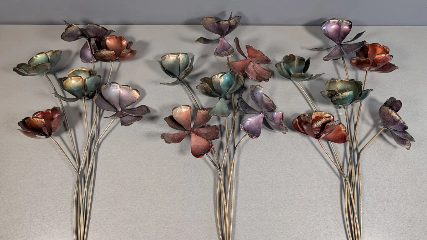 Modern Metal Floral Wall Art Sculpture