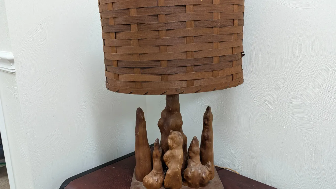 Hand-Carved Wood Table Lamp with Woven Shade