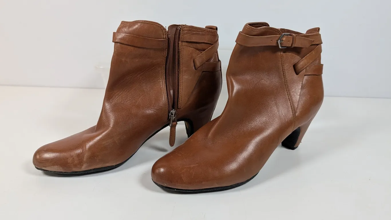 Sam Edelman Brown Leather Ankle Boots with Zipper Detail