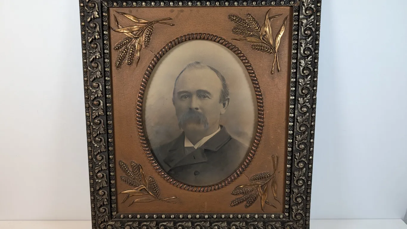 Antique Framed Portrait of a Gentleman