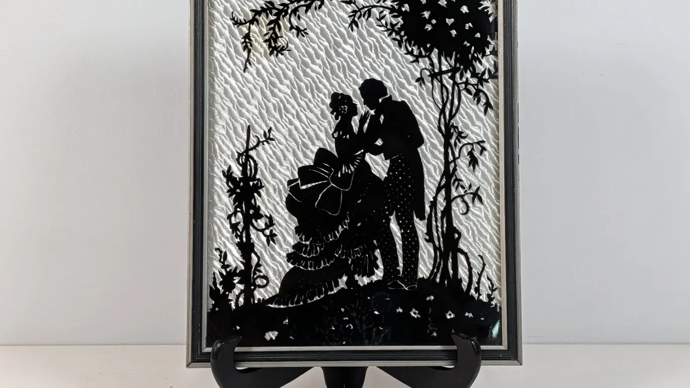 Framed Silhouette Art Victorian Couple